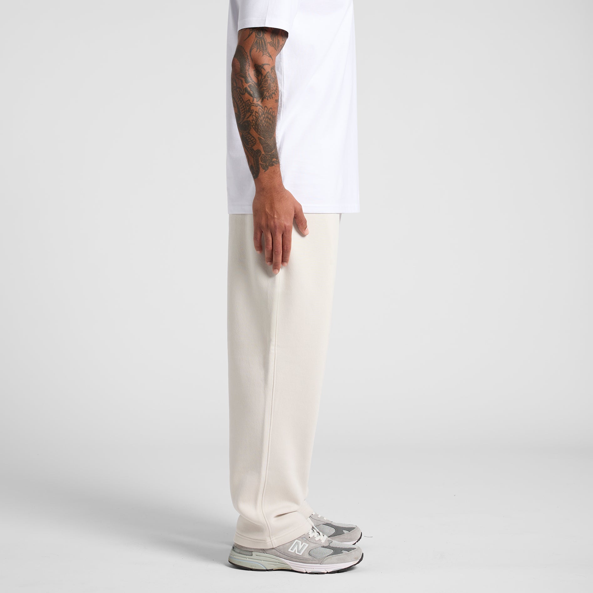 ASUREI Men Eco-Friendly Relax Cuffless Trackpants
